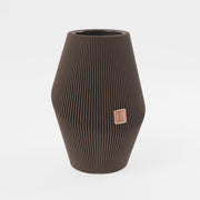 Produktfoto_Vase_Enfolded_1__Dunkelbraun
