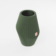 Produktfoto_Vase_Enfolded_2__Dunkelgruen