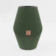 Produktfoto_Vase_Enfolded_3__Dunkelgruen