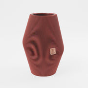 Produktfoto_Vase_Enfolded_1__Dunkelrot