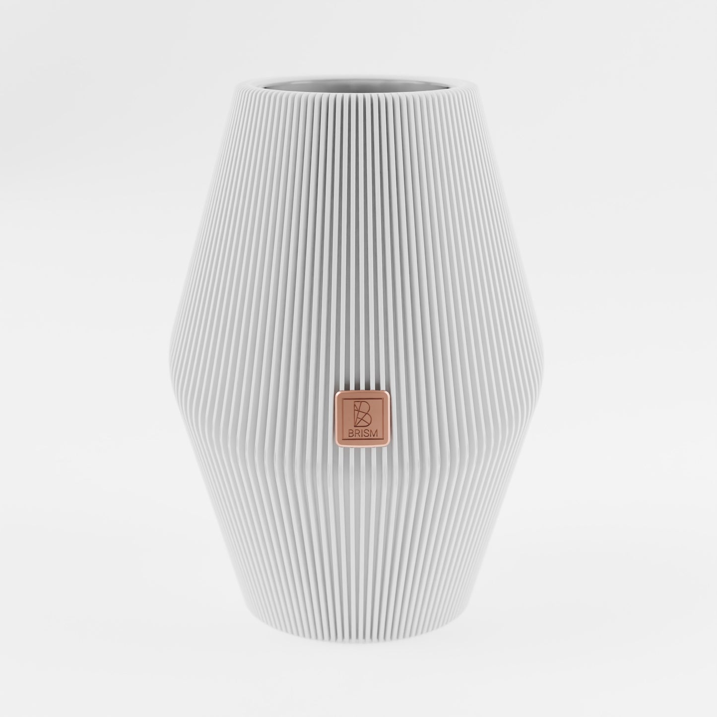 Produktfoto_Vase_Enfolded_3__Elfenbeinweiss