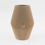 Produktfoto_Vase_Enfolded_3__Lattebraun