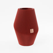 Vase_Enfolded_1__Dunkelrot