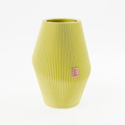 Vase_Enfolded_1__Zitronengelb