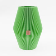 Vase_Enfolded_2__Grassgruen