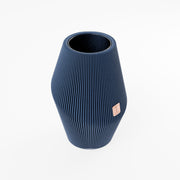Vase_Enfolded_3__Dunkelblau
